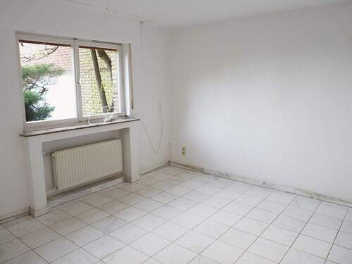 22 UG Wohnzimmer, Teilansicht.JPG - 