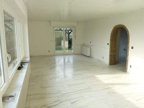 08 EG Wohnzimmer, Bild 1.JPG - 