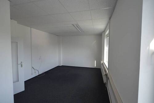 Büro 1 - 