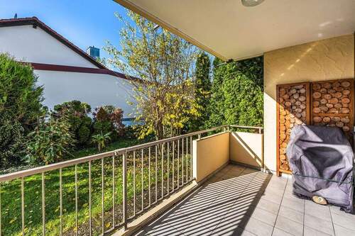 Überdachter Balkon - Etagenwohnung mit 62,60 m² in Gaienhofen / Horn zum Kaufen