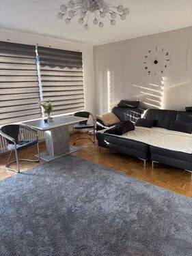 Wohnzimmer - Zentral gelegene 3-Zimmer-Wohnung