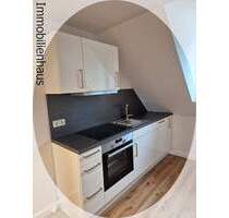 Alles NEU! DG-Wohnung in Wi-Dotzheim! Ruhige Lage! EBK! Einfach einziehen! - Wiesbaden