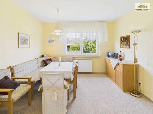 Großzügiger Essbereich – ideal für gemeinsame Zeit mit Familie und Freunden - 