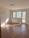 20251002_125415178_iOS - 3 Zimmer Mehrfamilienhaus, Wohnhaus zur Miete in Stralsund