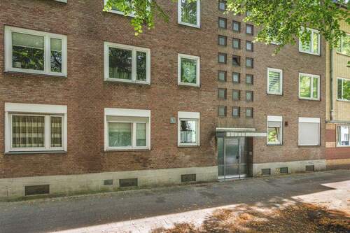 Hauseingang - Mehrfamilienhaus, Wohnhaus in Aachen