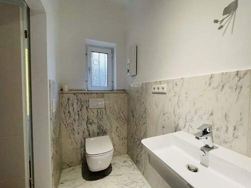 Duschbad_mit Fenster - 