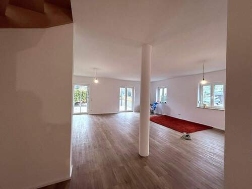 Wohnzimmer - Zugang Terrasse - 