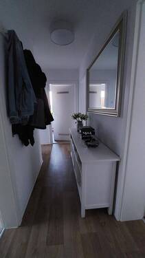 Wohnungsflur.jpg - Etagenwohnung mit 55,00 m&sup2; in Adelebsen zur Miete