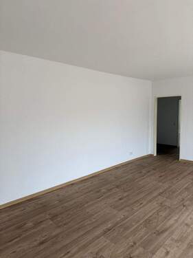 Wohnzimmer - 2 Zimmer Etagenwohnung in Bad Salzuflen