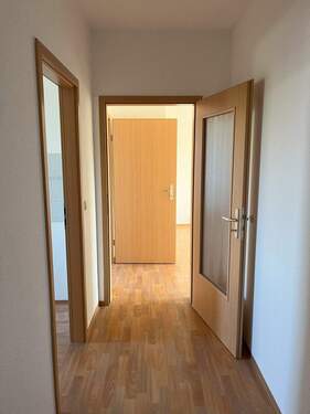20251002_121208572_iOS - 2 Zimmer Etagenwohnung zur Miete in Stralsund