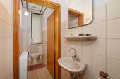 Badezimmer EG Vorderhaus - 