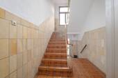Treppenhaus EG Vorderhaus - 