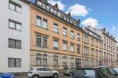 Straßenansicht - 2 Zimmer Mehrfamilienhaus, Wohnhaus zum Kaufen in Karlsruhe