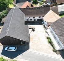 Dreiseitenhof, ehemalige Pferdezucht mit neun Boxen und gr. ScheuneHeuböden, WohnhausDoppel-Garage - Lützelbach Rimhorn