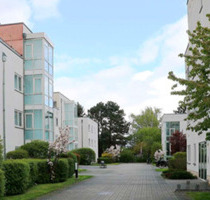 Exklusive 4-Zimmer-Dachgeschosswohnung mit Dachterrasse in der Parksiedlung Spruch - Berlin Buckow