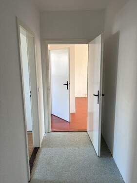 20251002_120344329_iOS - 2 Zimmer Etagenwohnung zur Miete in Stralsund