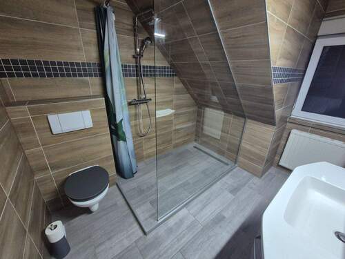 Badezimmer - Etagenwohnung mit 35,60 m² in Gotha zur Miete