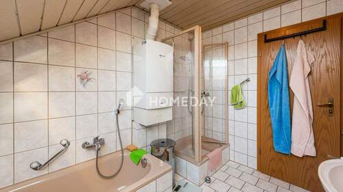 1. OG Badezimmer 2 - 