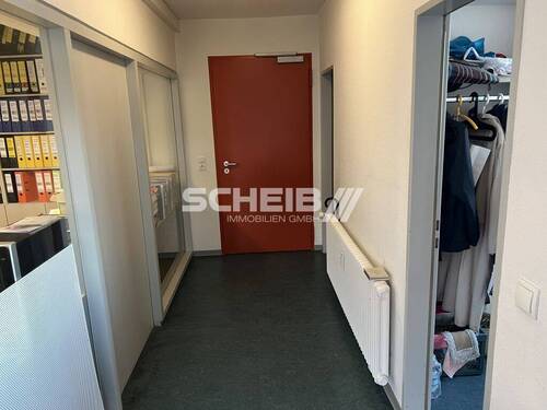 Eingangsbereich - Büro in Crailsheim