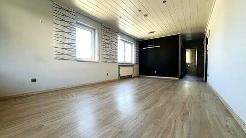 Wohnen_Essen - ***Gepflegte 2,5-Zimmer-Wohnung im EG mit Terrasse, Garten und Garage***