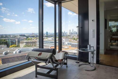 Die Loggia - Zwischen Stadwald und Skyline - Henninger Turm - Ihre neue 3 Zimmer-Wohnung