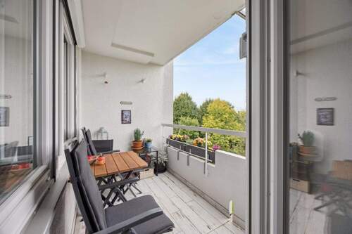 Balkon - Etagenwohnung mit 64,00 m&sup2; in Ludwigsburg zum Kaufen