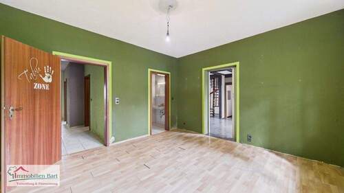 Durchgangszimmer EG - 