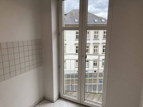 Küche mit Zugang Balkon - 