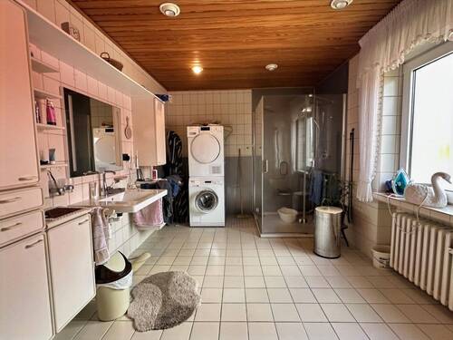Badezimmer DG - 