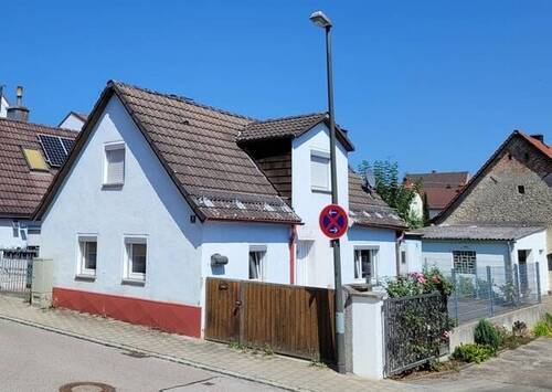 20250811_135625 - Haus statt Wohnung? Kleines EFH in Kösching.