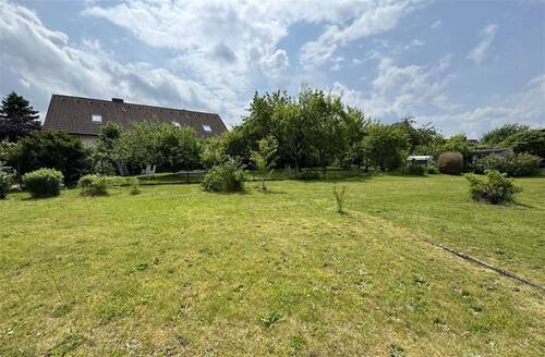 Grundstück mit 1700m² - Tolles großes Baugrundstück im Ortskern von Flachslanden