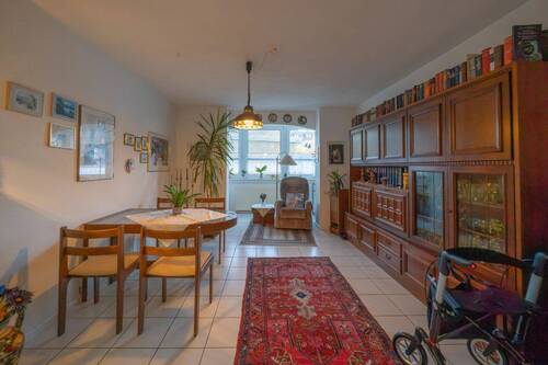 Zimmer - Etagenwohnung mit 101,60 m&sup2; in Ludwigshafen am Rhein zum Kaufen