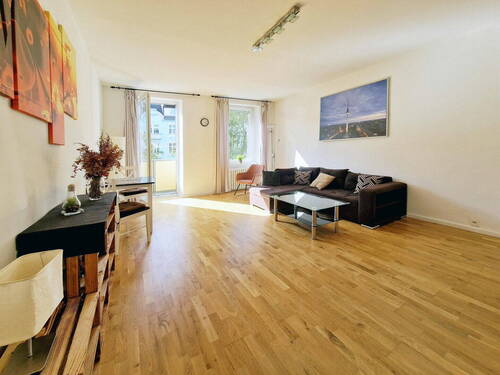 Wohnzimmer - 2 Zimmer Etagenwohnung zum Kaufen in Berlin
