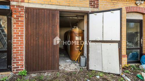 Garage - 