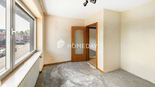 1. OG Schlafzimmer 2 - 