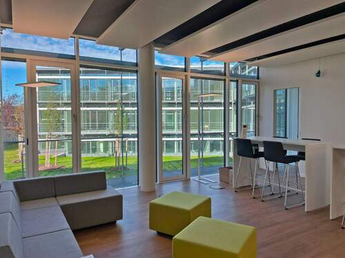 Lounge mit Essbereich - 