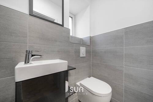 Gäste-Wc EG - 9 Zimmer Mehrfamilienhaus, Wohnhaus in Kahl am Main