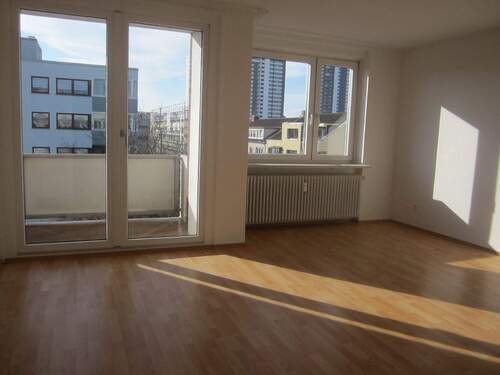 LÖ11 4.OG 4 ZKB (3).JPG - 4 Zimmer Etagenwohnung zur Miete in Bremerhaven