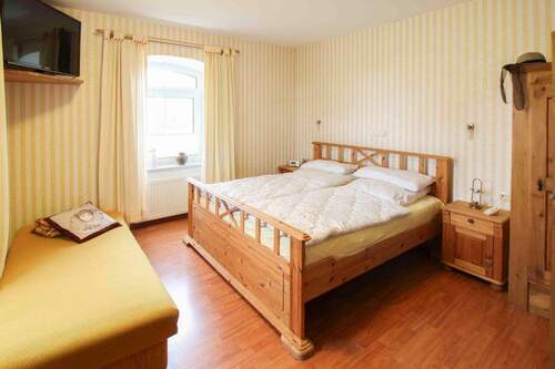 Schlafzimmer EG - 