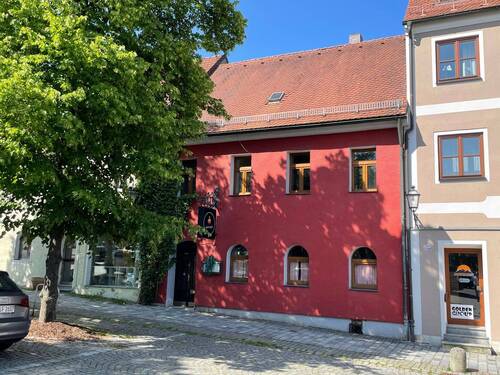 Frontansicht - Vohenstrauß: Uriges Wirtshaus - Wohnung - Brauerei