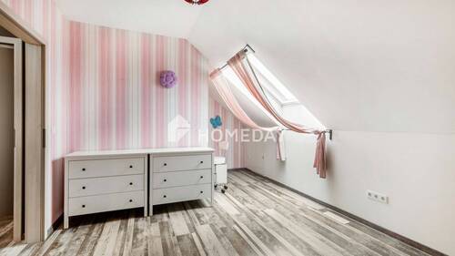 DG Kinderzimmer 2 - 