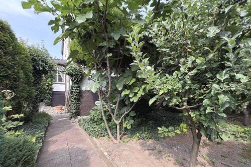 Garten - 8 Zimmer Doppelhaushälfte zum Kaufen in Heilbronn