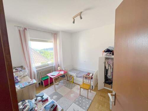 Schlafzimmer 4 - 