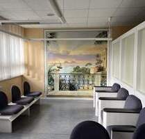 Bischofswerda! Großzügige und komplett eingerichtete Arztpraxis mit zwei OP-Räumen!