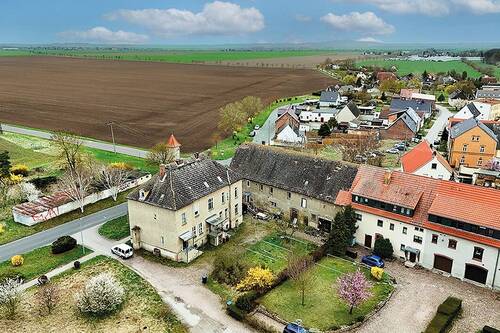 seitliche Luftaufnahme - 