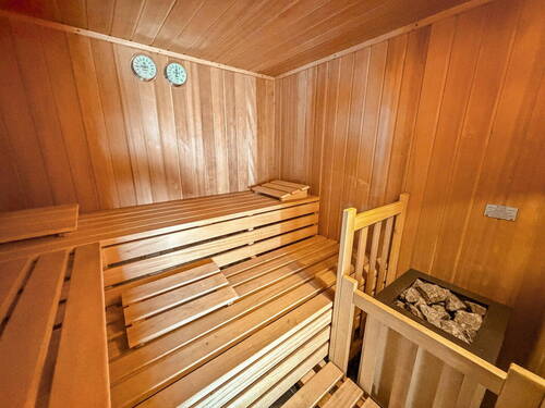 Sauna neben Gym/Hobby - 