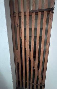 H 556 KG Treppenraum.jpeg - 