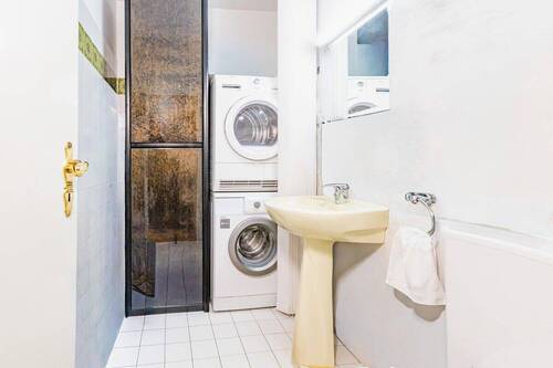 Gäste-WC und Waschmaschine - 