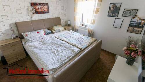 Zimmer 2 - 