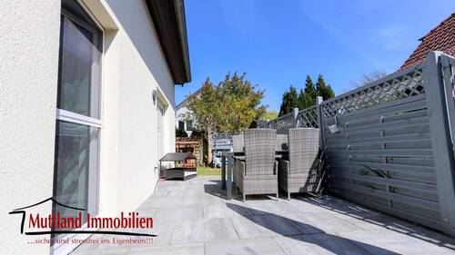 Terrassenseite - Mehrfamilienhaus, Wohnhaus mit 88,00 m² in Prohn zum Kaufen